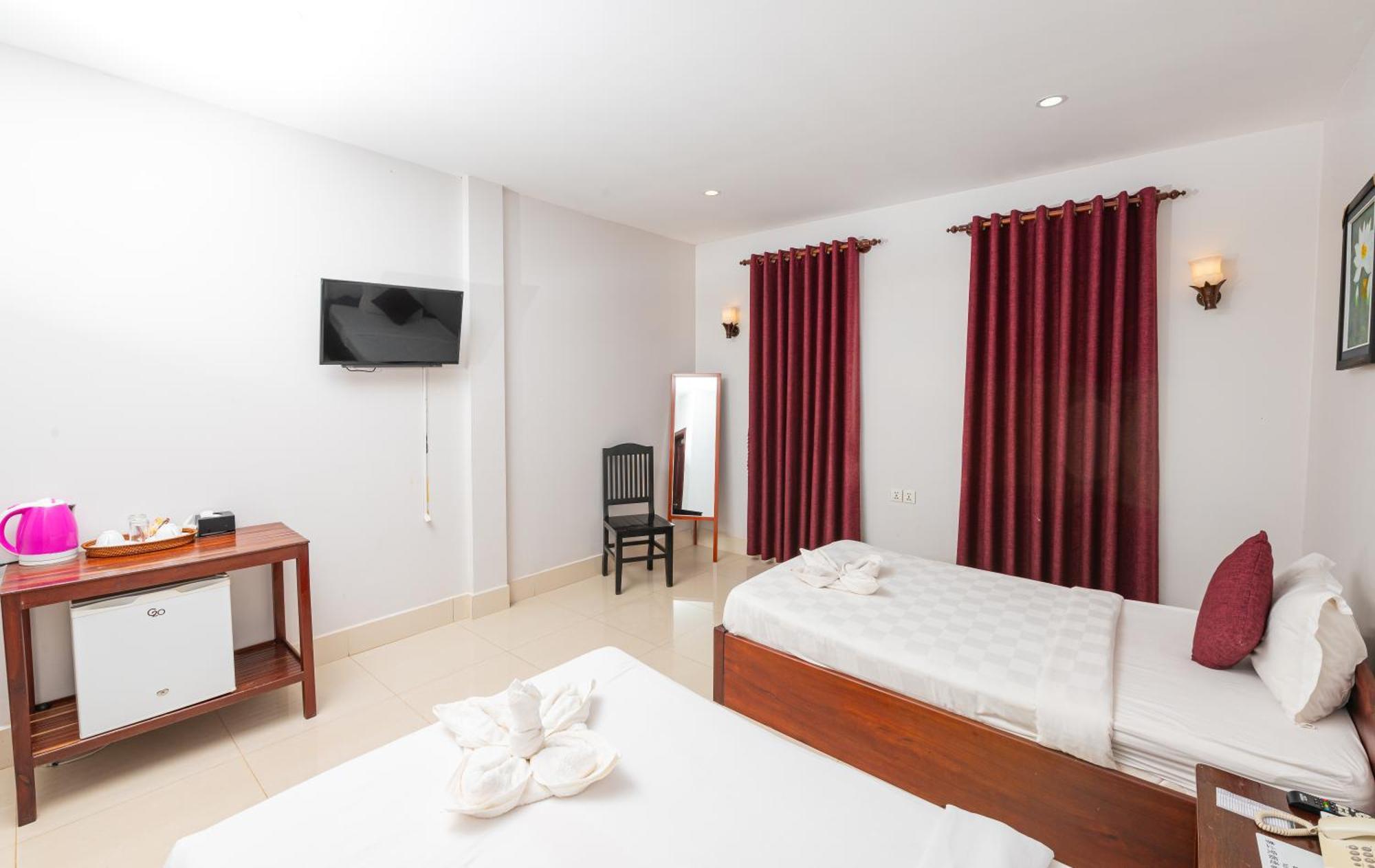 Damnak Soksan Hotel Siem Reap Buitenkant foto