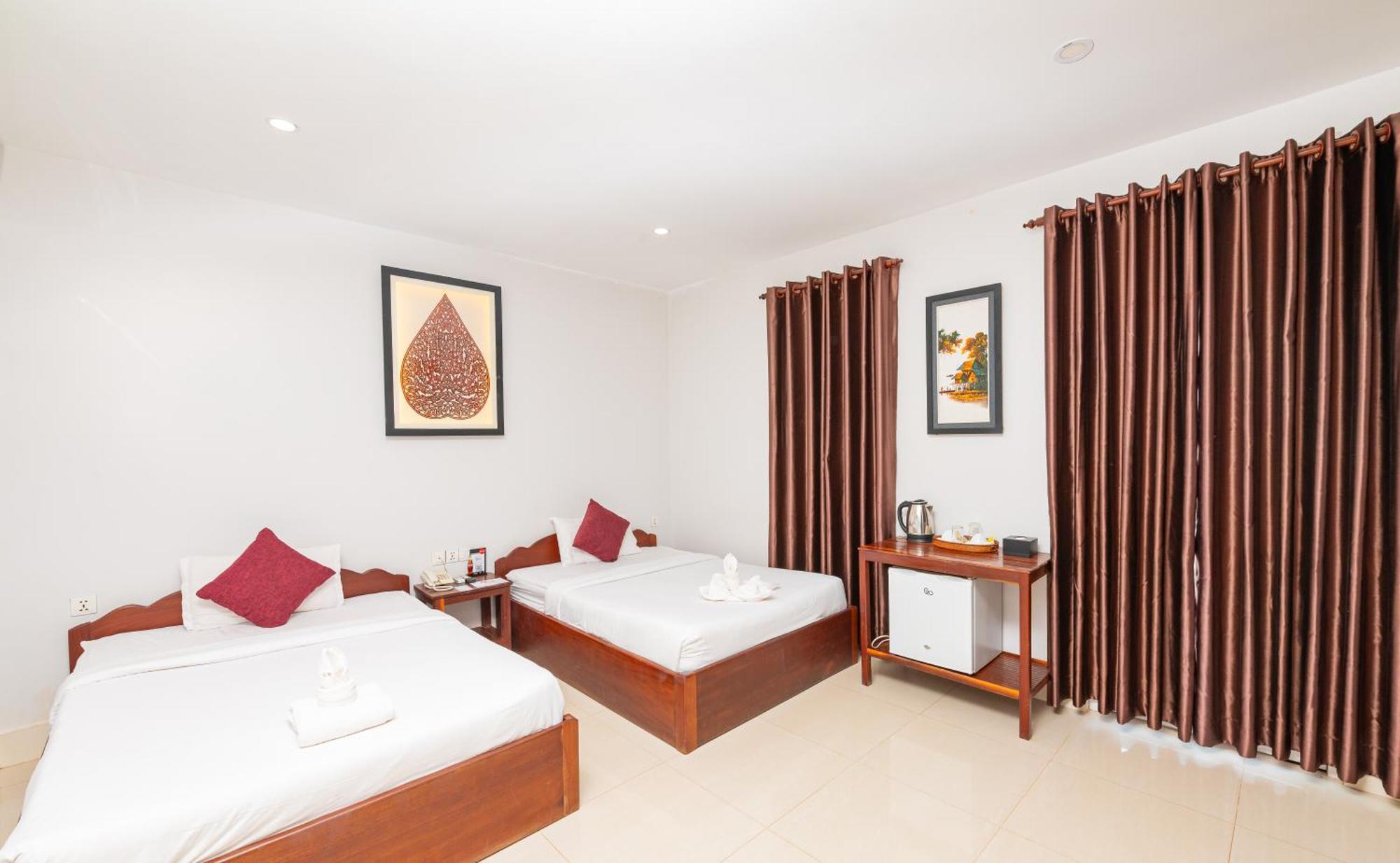 Damnak Soksan Hotel Siem Reap Buitenkant foto