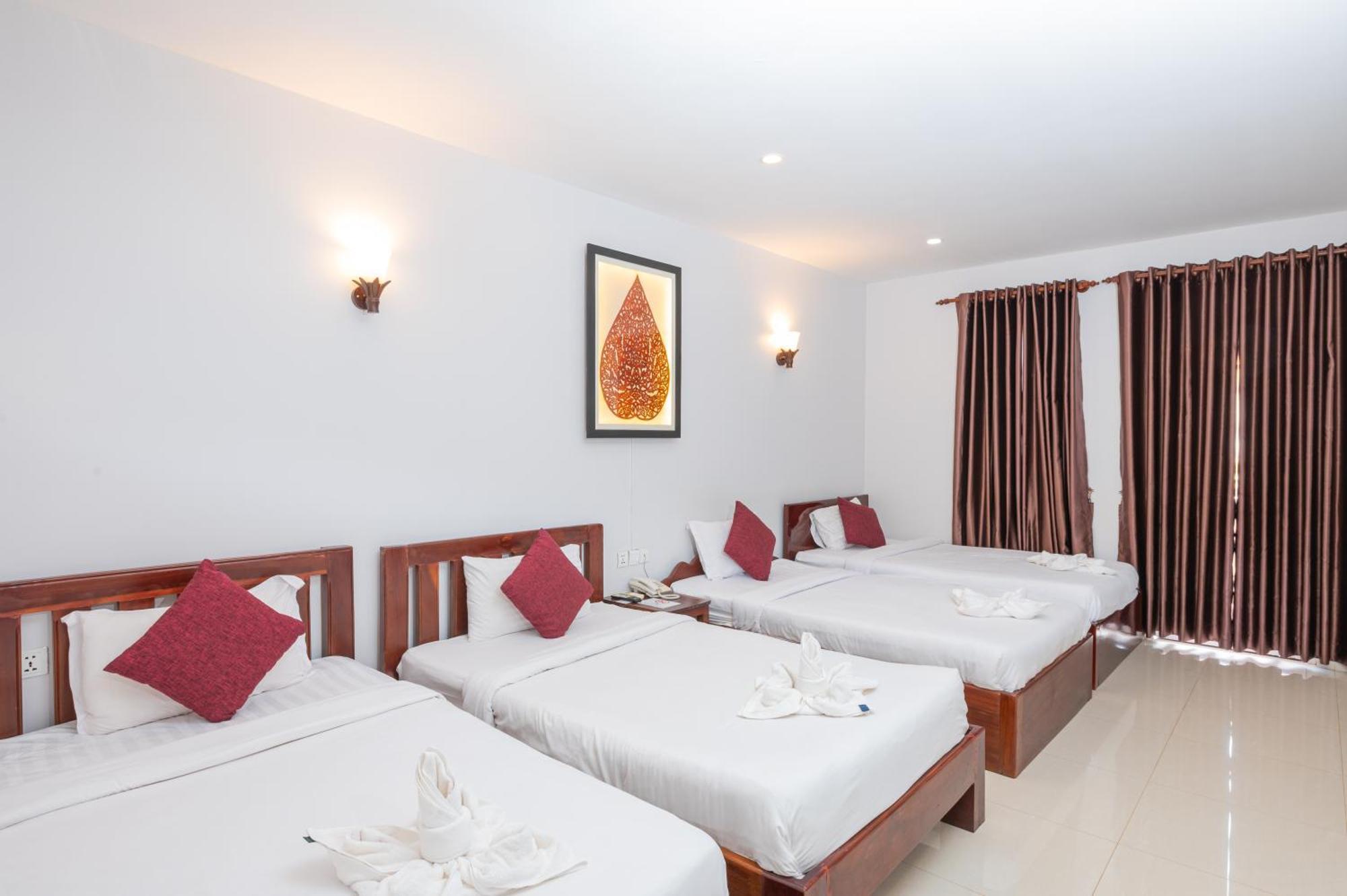 Damnak Soksan Hotel Siem Reap Buitenkant foto