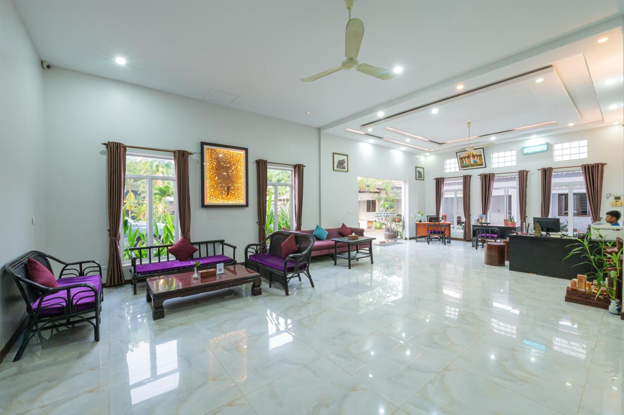 Damnak Soksan Hotel Siem Reap Buitenkant foto