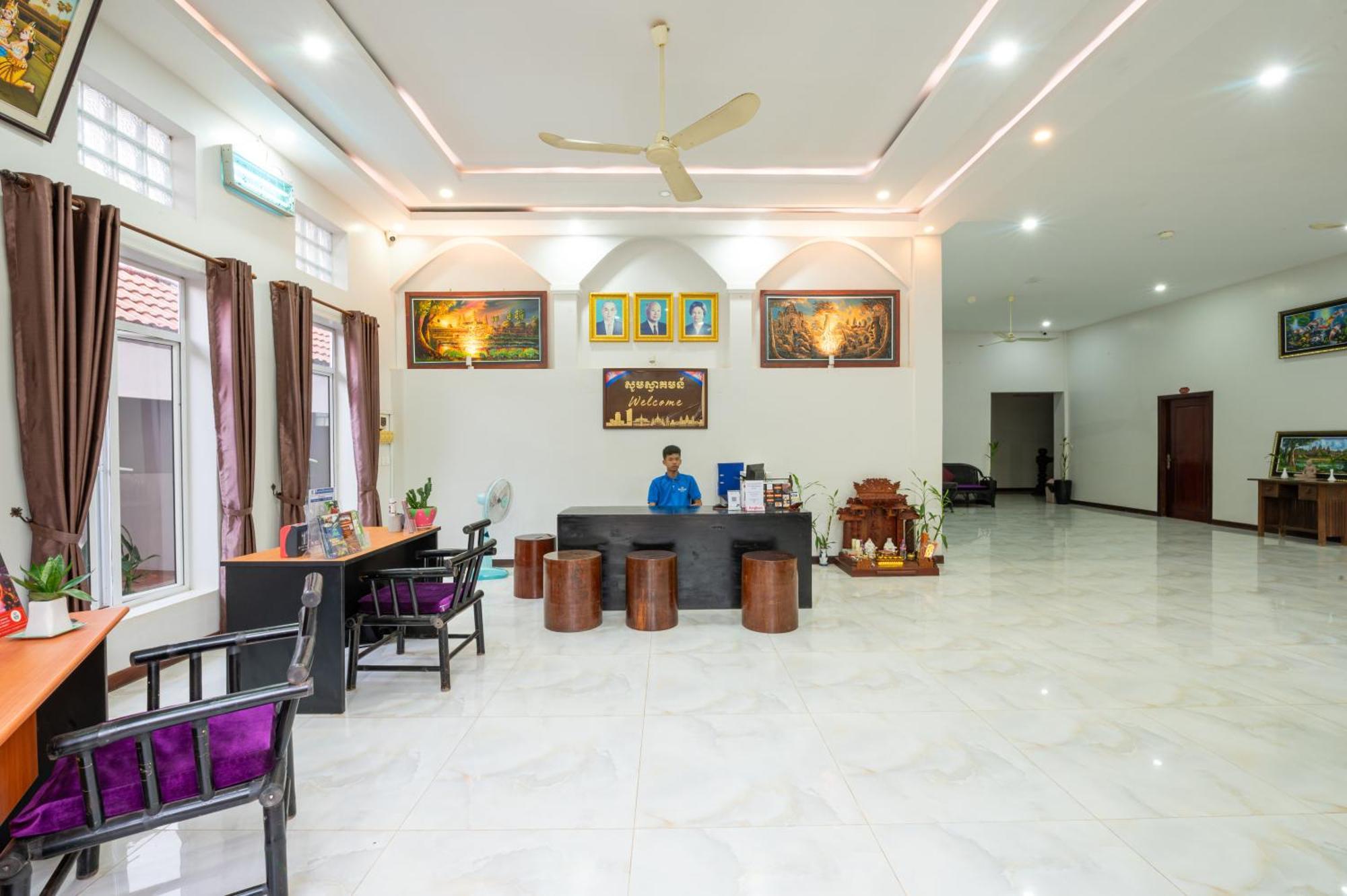 Damnak Soksan Hotel Siem Reap Buitenkant foto