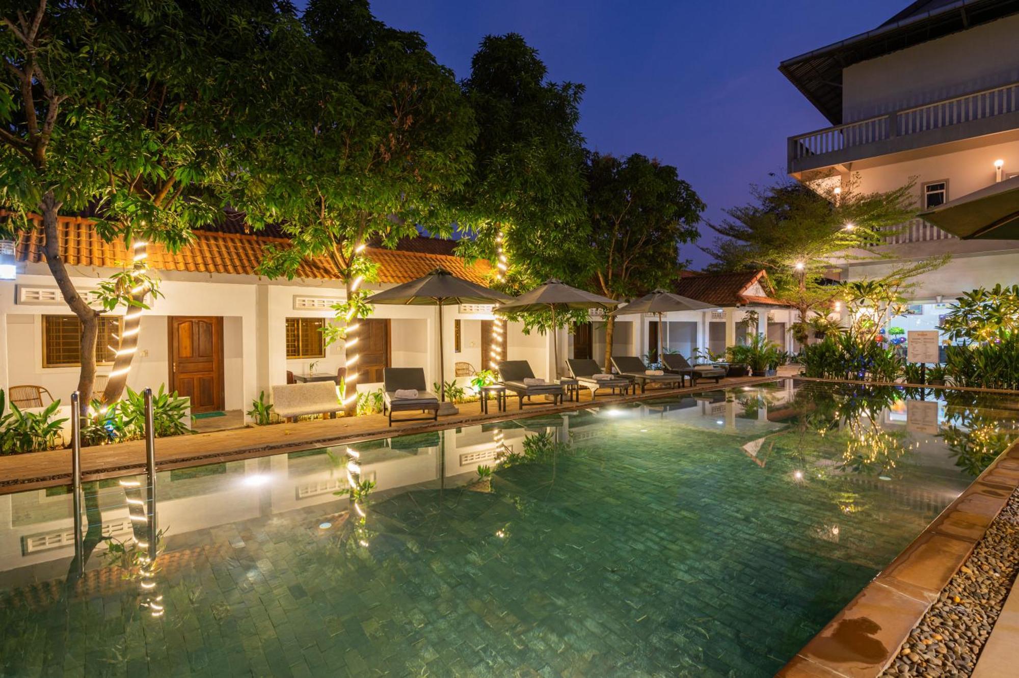 Damnak Soksan Hotel Siem Reap Buitenkant foto