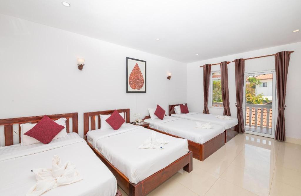 Damnak Soksan Hotel Siem Reap Buitenkant foto