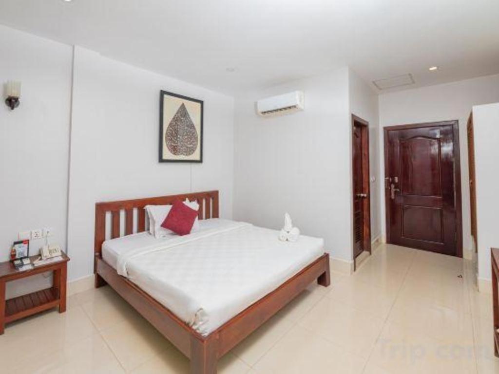 Damnak Soksan Hotel Siem Reap Buitenkant foto