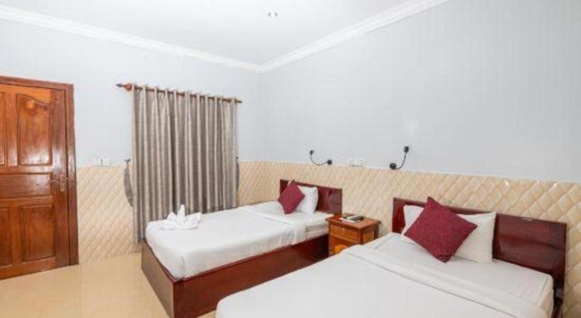 Damnak Soksan Hotel Siem Reap Buitenkant foto