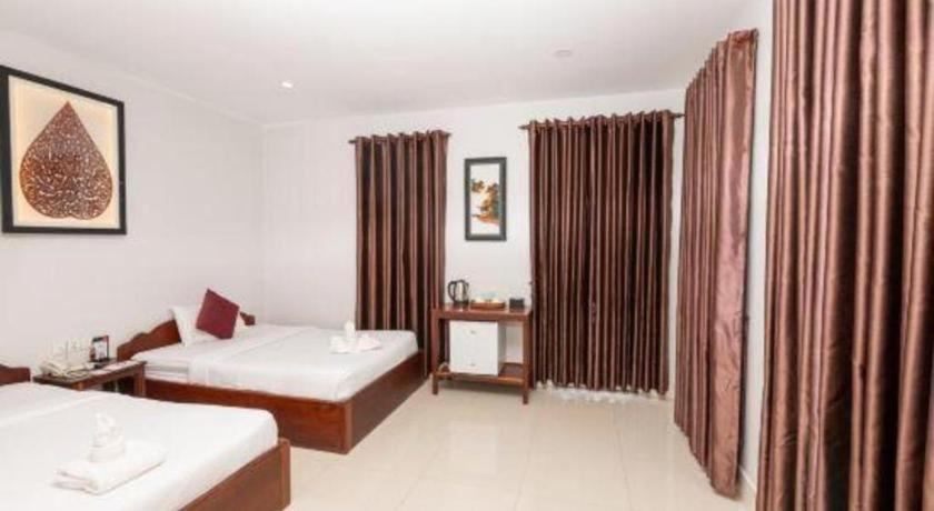 Damnak Soksan Hotel Siem Reap Buitenkant foto